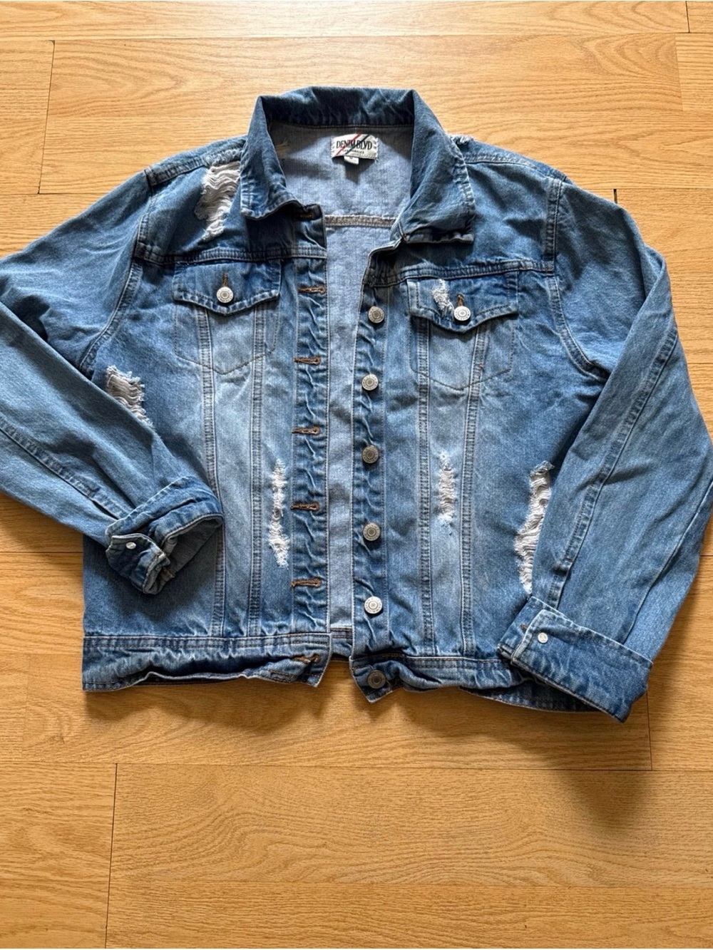 DENIM BLVD Women’s Jean Jacket